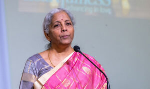 भारत को वैश्विक व्यापार के इंजन के रूप में देखते हैं IMF और विश्व बैंक: सीतारमण