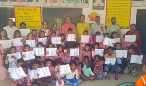 Prathmik Vidyalaya Pakadiyar Khurd mein Varshikotsav evam Pratibha Samman S 20250416 182549 0000