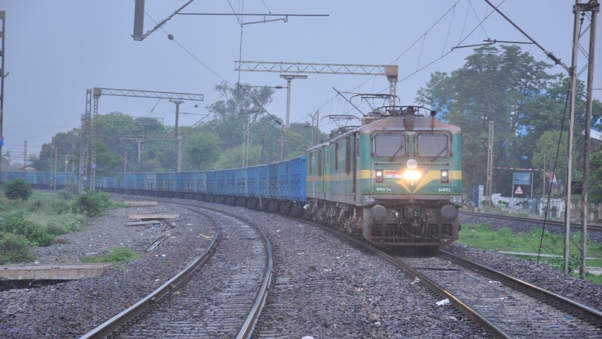 9649469